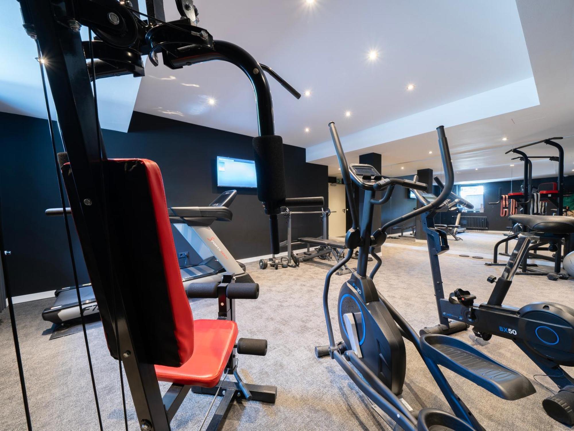 Juststay Ratingen Hotel & Apartments Екстер'єр фото