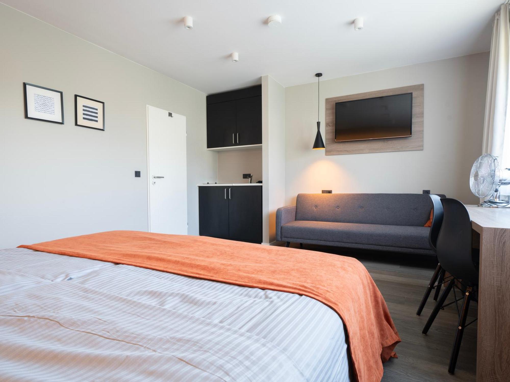 Juststay Ratingen Hotel & Apartments Екстер'єр фото