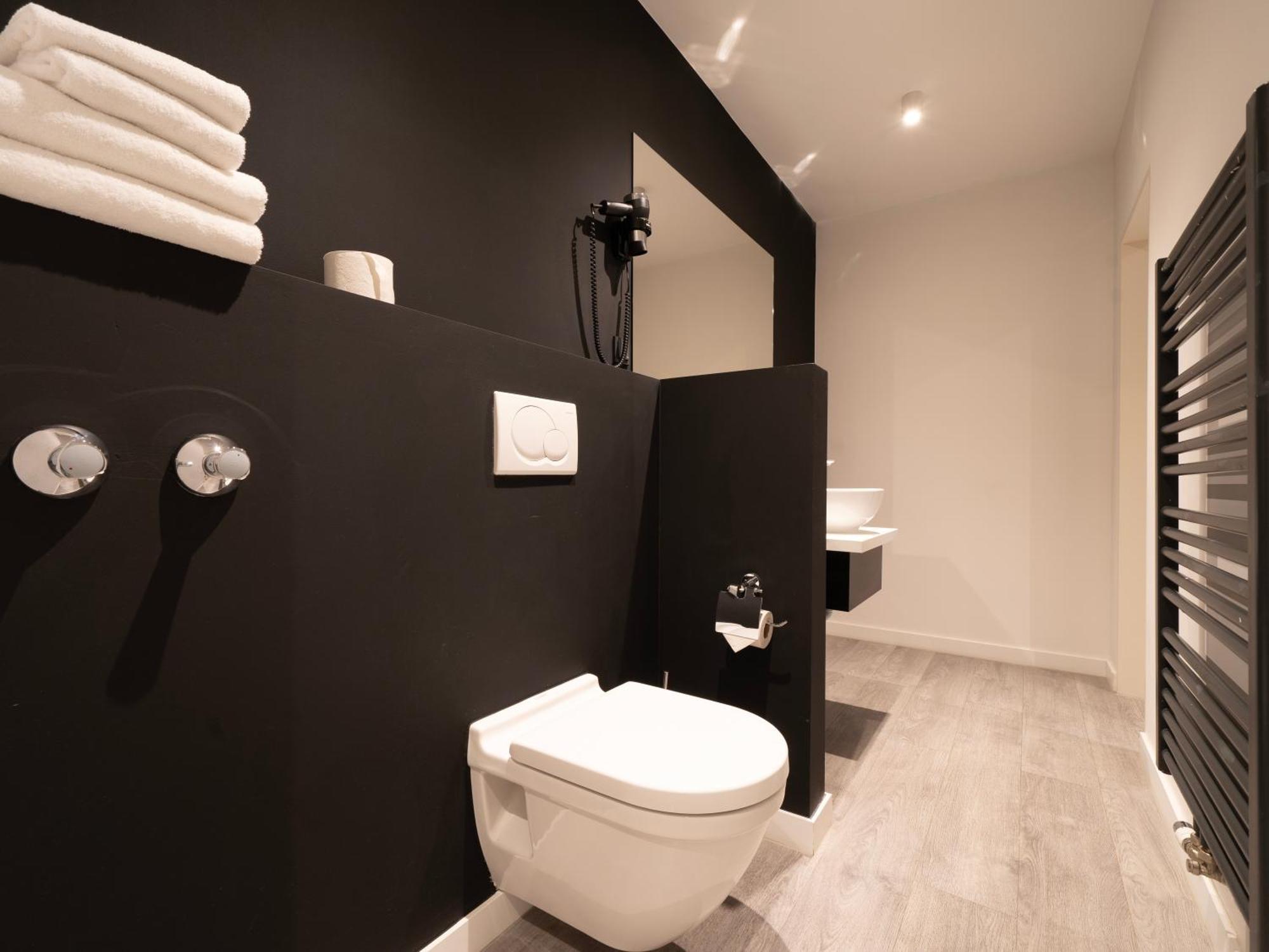 Juststay Ratingen Hotel & Apartments Екстер'єр фото